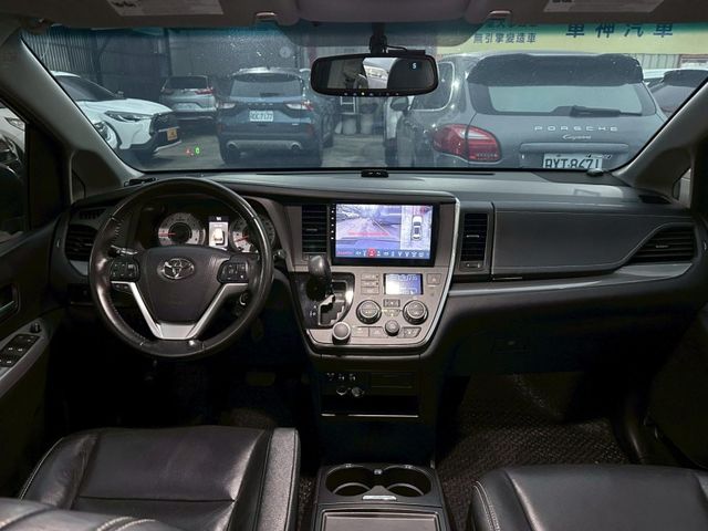Toyota Sienna  第13張相片