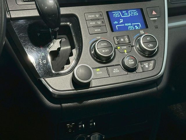 Toyota Sienna  第17張相片