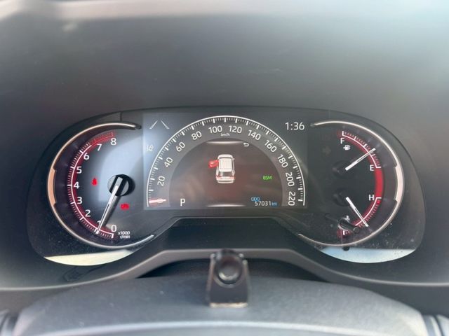 Toyota RAV4  第12張相片