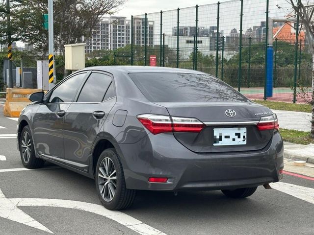 Toyota ALTIS  第8張相片