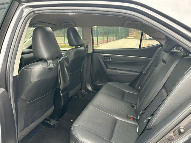 Toyota ALTIS  第10張相片