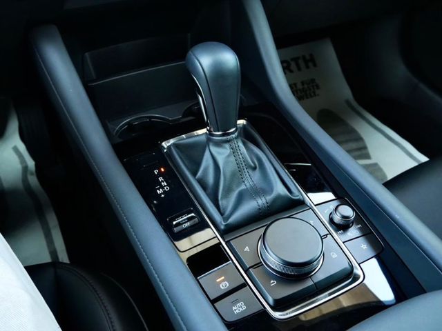 Mazda Mazda3  第14張相片