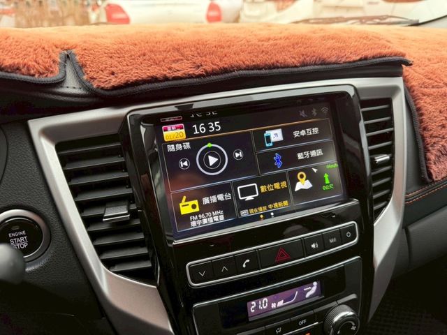 Mitsubishi Lancer  第2張相片