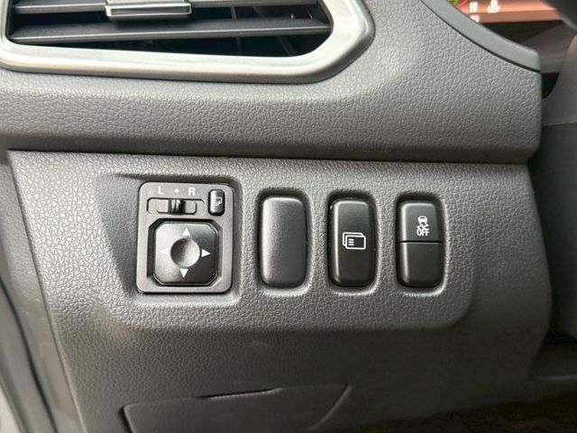 Mitsubishi Lancer  第10張相片