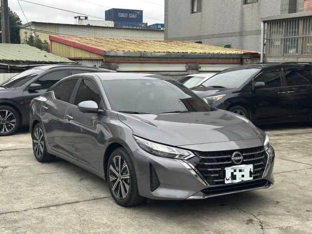 Nissan Sentra  第6張相片
