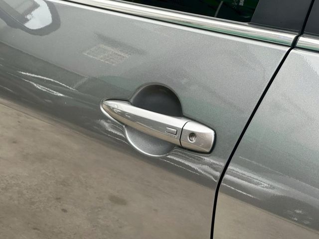 Nissan Sentra  第8張相片