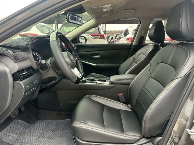 Nissan Sentra  第10張相片