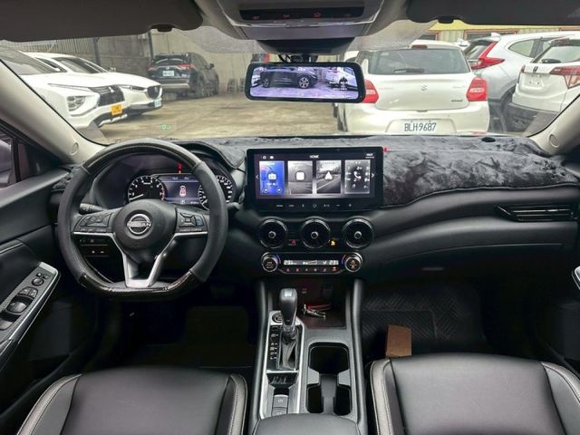 Nissan Sentra  第11張相片