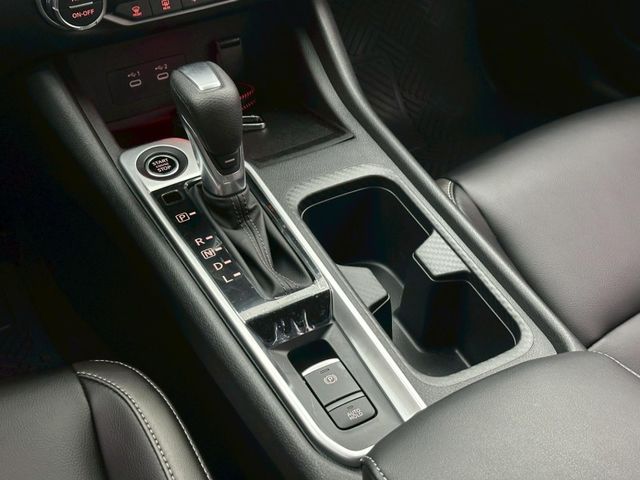 Nissan Sentra  第15張相片