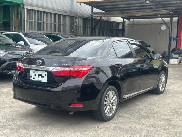 Toyota ALTIS  第8張相片