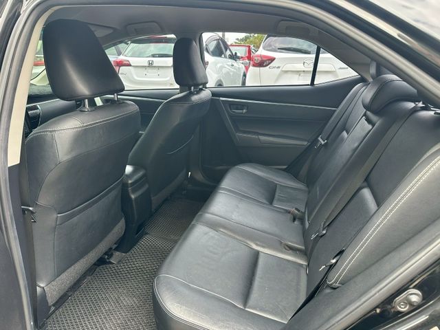 Toyota ALTIS  第9張相片