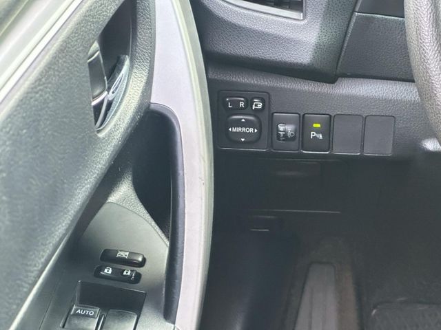 Toyota ALTIS  第14張相片