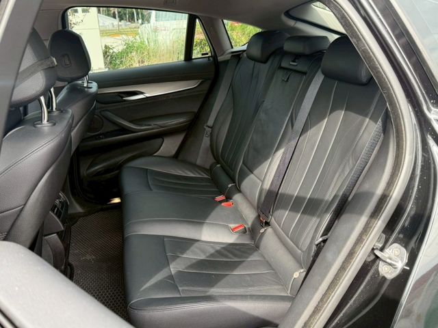 BMW/ 寶馬 X6 SERIES  第12張相片