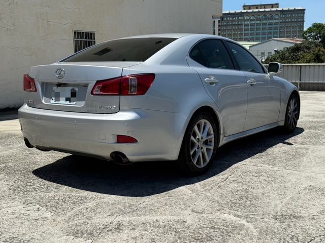 Lexus IS  第6張相片