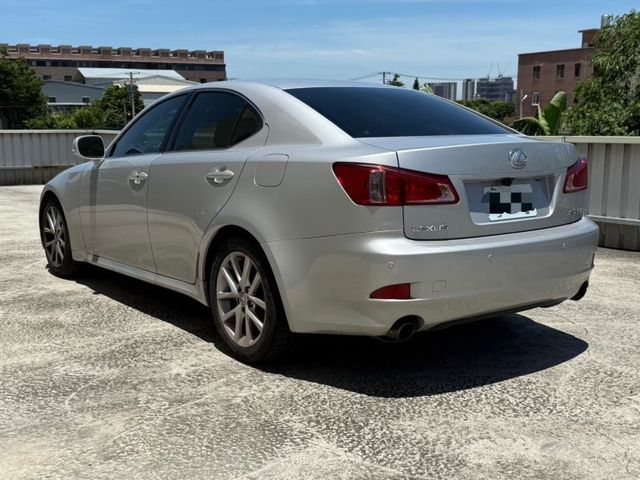 Lexus IS  第8張相片