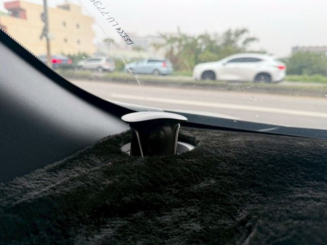 Luxgen U6 Turbo  第3張相片