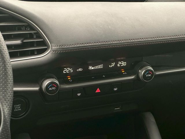 Mazda Mazda3  第15張相片