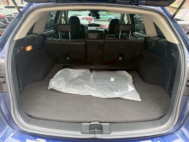 Subaru Levorg  第9張相片