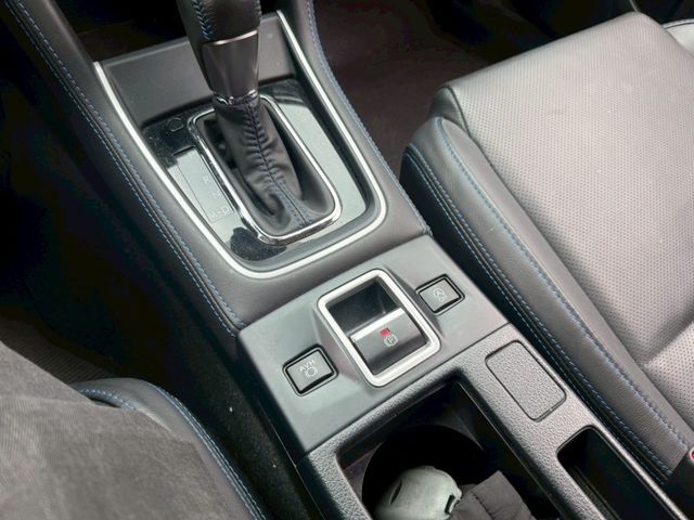 Subaru Levorg  第14張相片