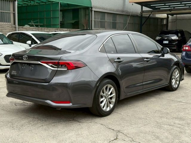 Toyota ALTIS  第5張相片