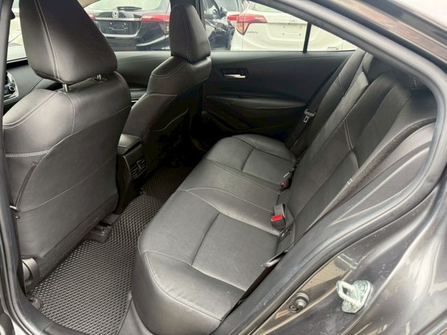 Toyota ALTIS  第9張相片