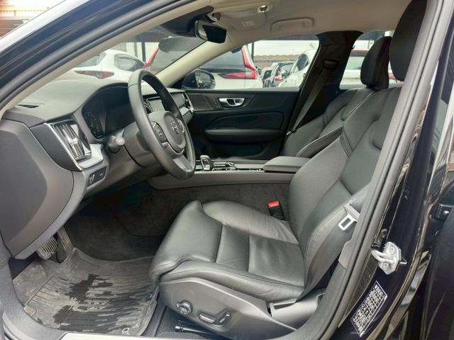 Volvo V60  第11張相片