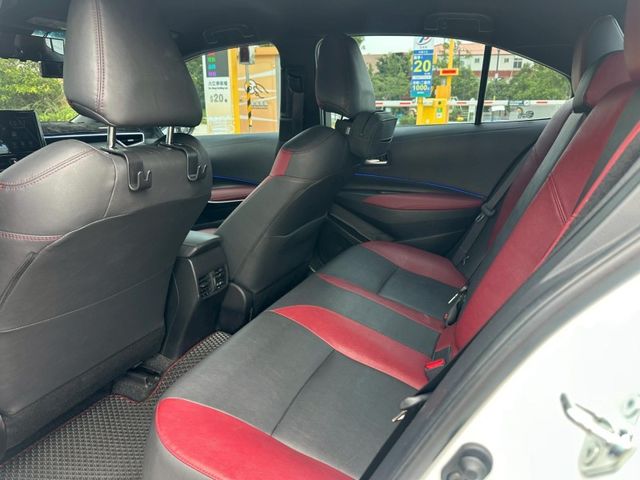 Toyota ALTIS  第11張相片