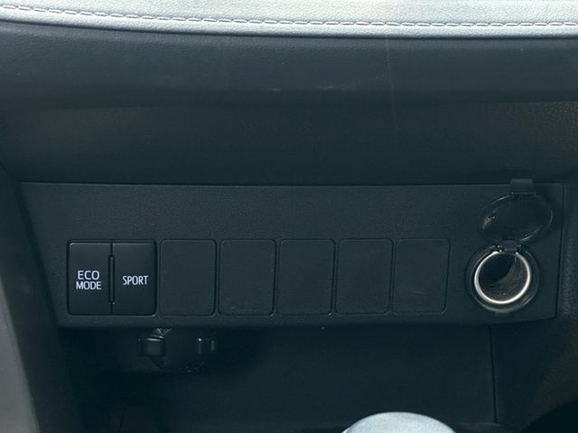Toyota RAV4  第1張相片