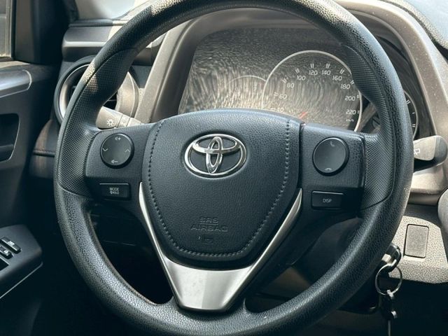 Toyota RAV4  第11張相片