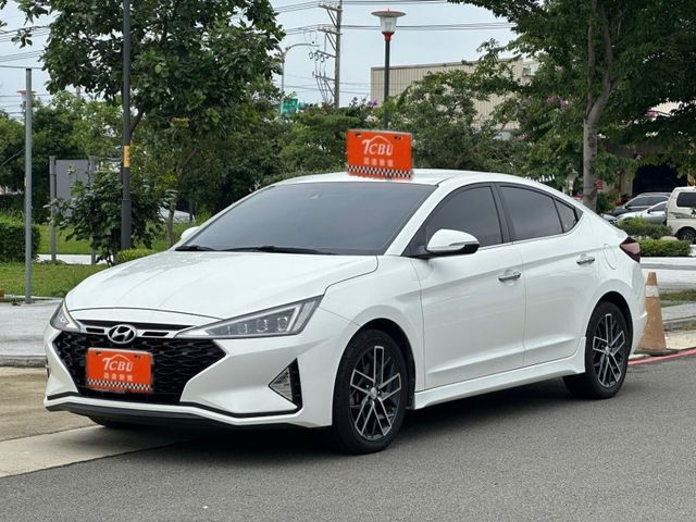 2019年Elantra Sport極速版 盲點偵測 白色  第4張相片