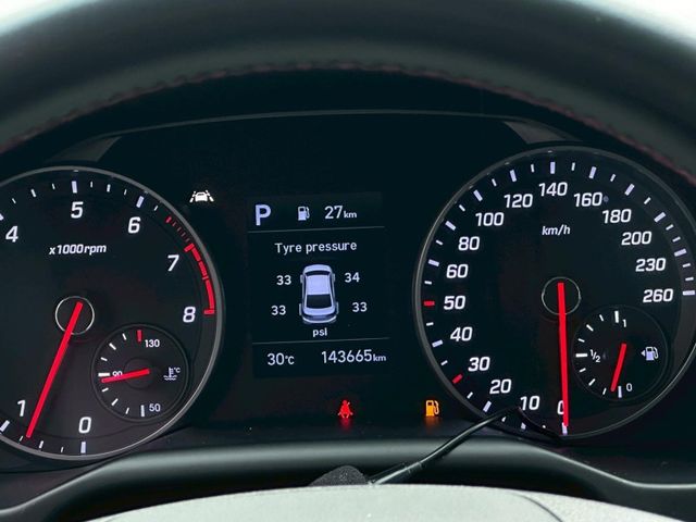 2019年Elantra Sport極速版 盲點偵測 白色  第13張相片