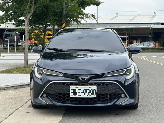 Toyota Auris  第8張相片