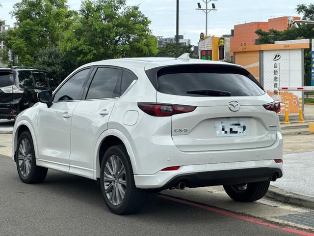 2024年Mazda CX5 Celect Plus 2.0L 頂規 白色  第5張相片