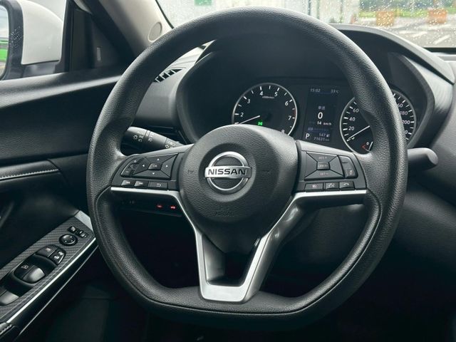 2021年Nissan Sentra 尊爵版 白色  第11張相片