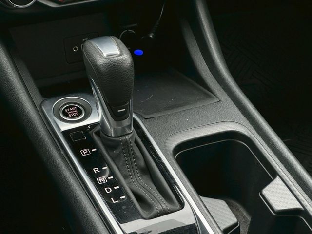 2021年Nissan Sentra 尊爵版 白色  第13張相片