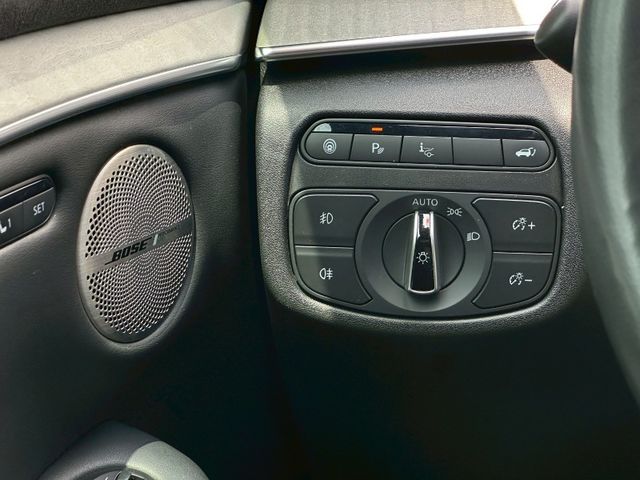 2018年INFINITI QX50 AWD 旗艦款 原廠保養 黑色  第17張相片