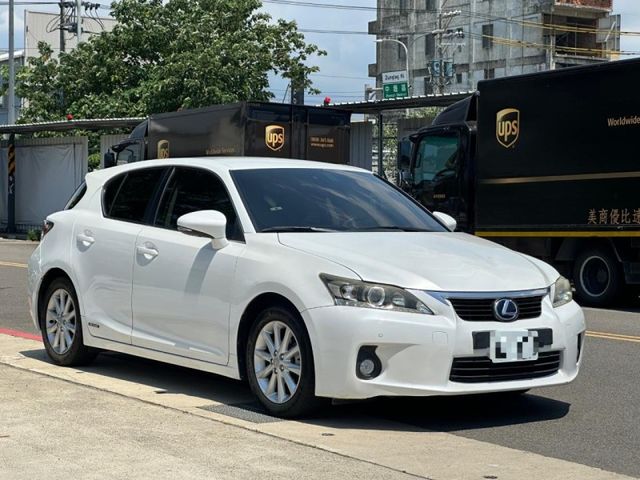 2012年Lexus CT200H 豪華版 白色  第5張相片