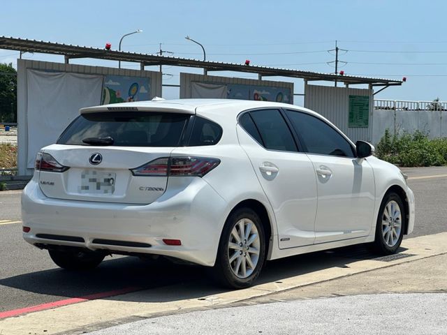 2012年Lexus CT200H 豪華版 白色  第7張相片
