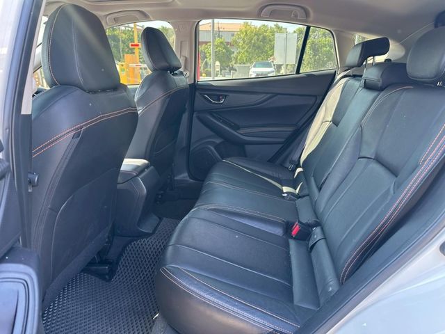 2018年SUBARU XV 2.0 I-S 白色  第10張相片