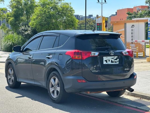 2013年TOYOTA RAV4 2.0L EHI 黑色  第6張相片