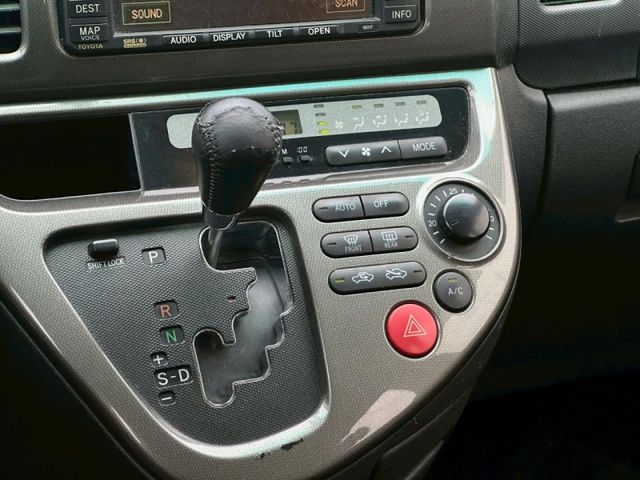 Toyota Wish  第3張相片