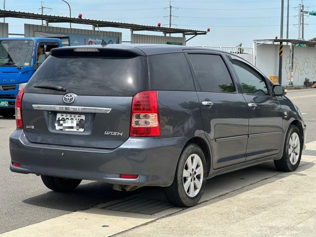 Toyota Wish  第7張相片