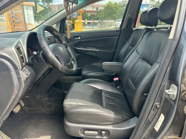 Toyota Wish  第12張相片