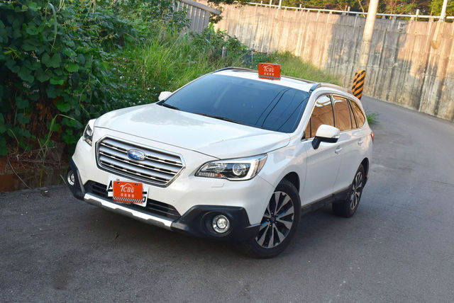 2015 OUTBACK  第1張相片
