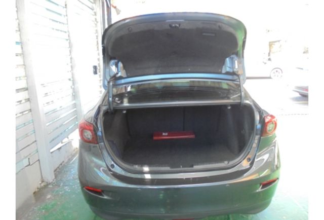 Mazda MAZDA3  第6張相片