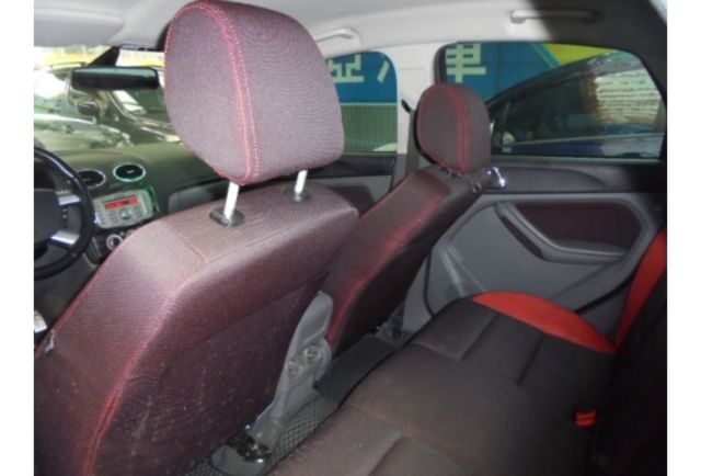 Ford FOCUS  第11張相片