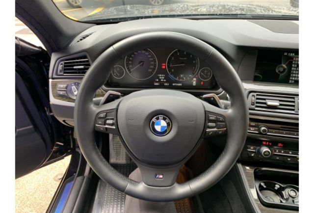 BMW 528I  第4張相片