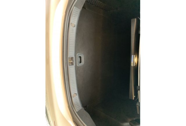 Benz E300  第3張相片