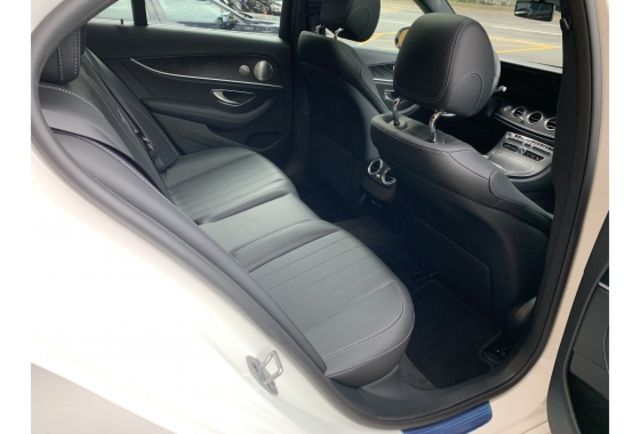 Benz E300  第10張相片