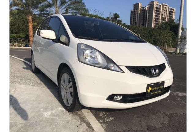 2008年 Fit ㄧ手車~ㄧ手車~ㄧ手車~只跑8萬公里  第2張相片